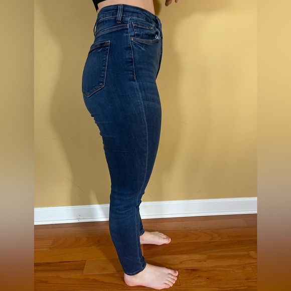 Jeans - Picture 2 of 3